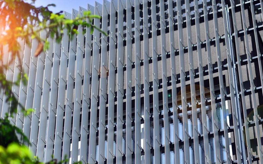 Why Smart Manufacturers Outsource To Specialized Metal Fabrication Companies